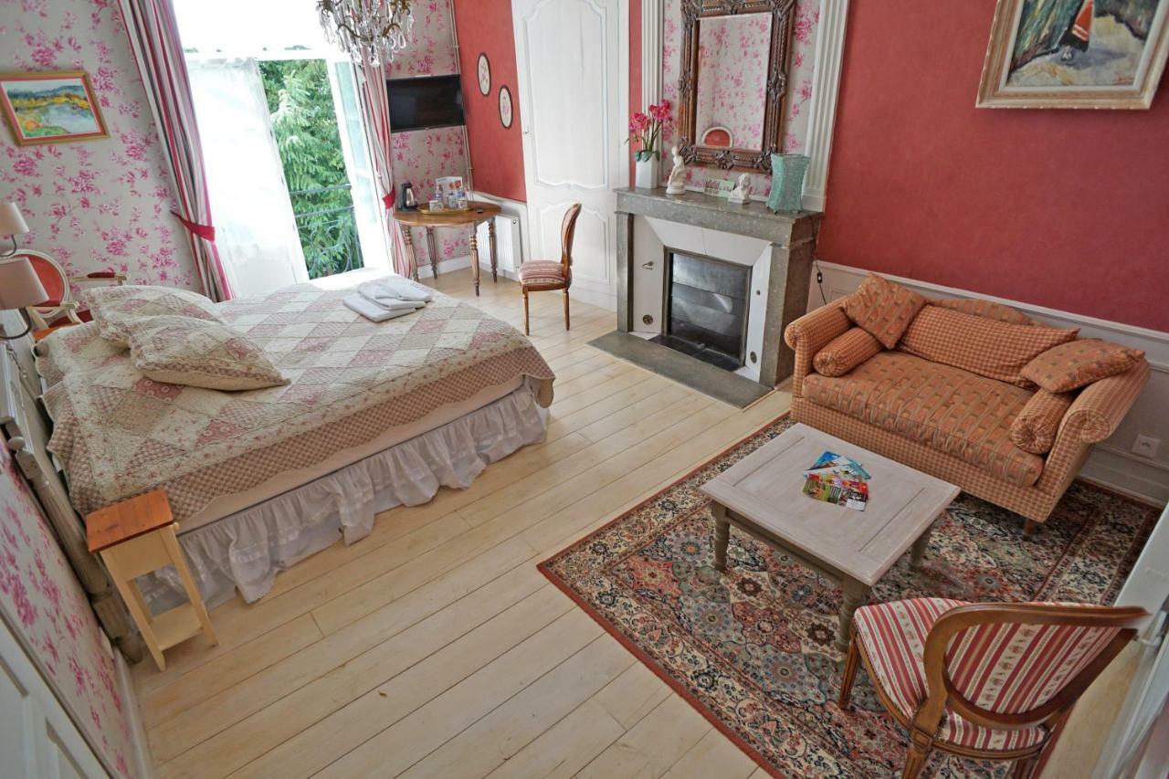 Готель Auberge Des Capucins Шатійон-сюр-Сен Екстер'єр фото